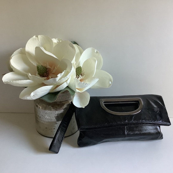 Hobo International Black Patent Leather Fold Over Clutch NWT - Picture 1 of 11